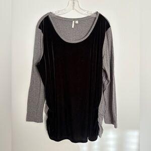 CATO Womens Top 22/24W Long Sleeve Black Gray Velour Shirred Pullover Round Neck